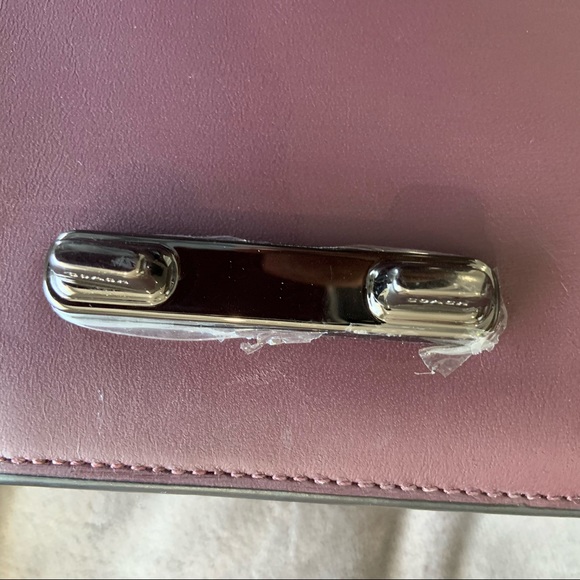 Coach matte leather bag - Picture 3 of 3